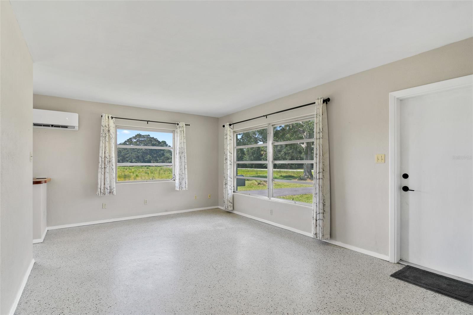 Howe & Currier - Residential