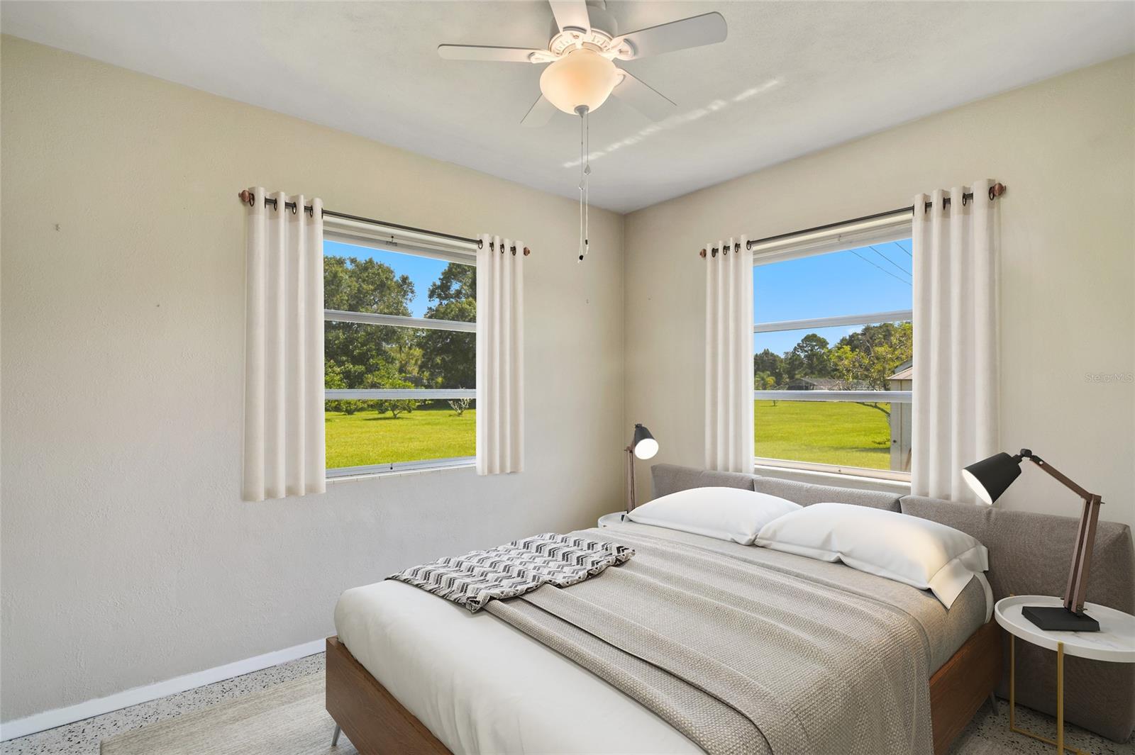 Howe & Currier - Residential