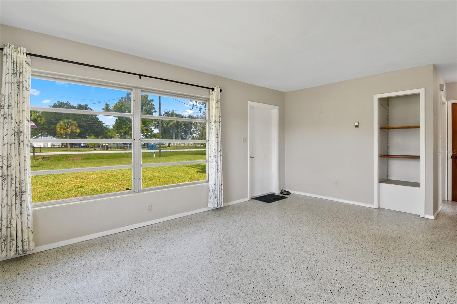 Howe & Currier - Residential