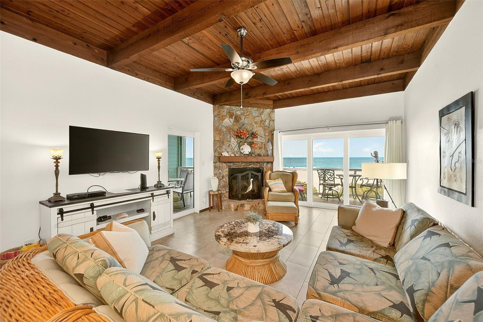 SUNPLACE CONDO - Residential