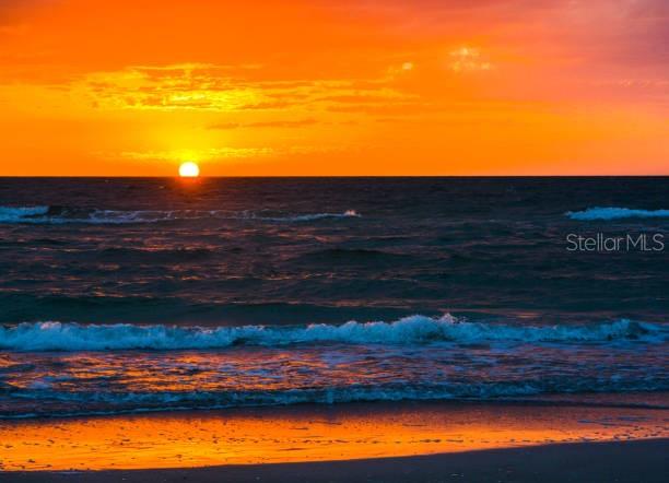 SUNPLACE CONDO - Residential