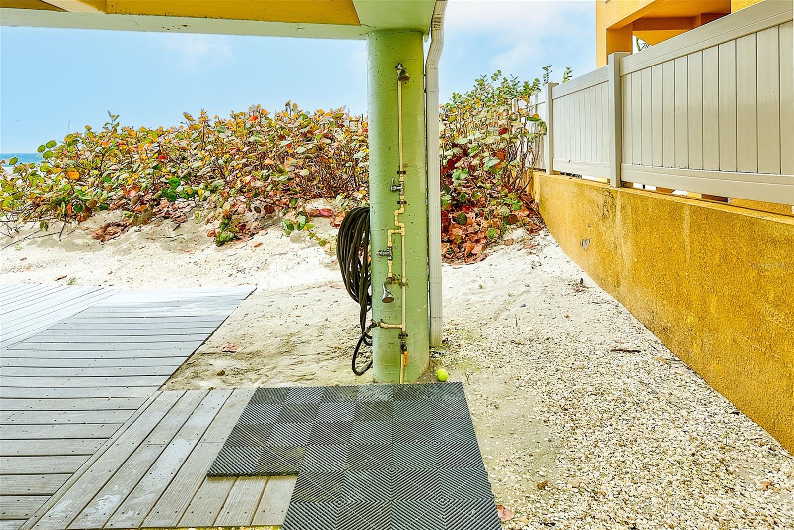 SUNPLACE CONDO - Residential