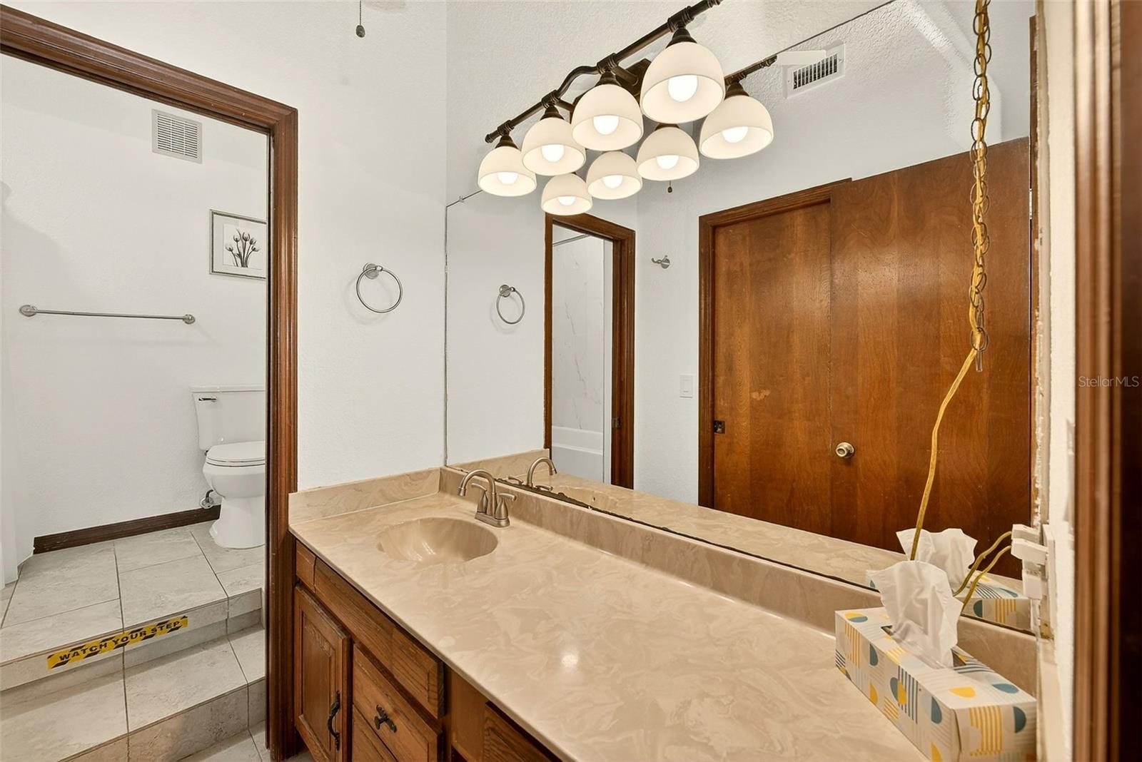 SUNPLACE CONDO - Residential