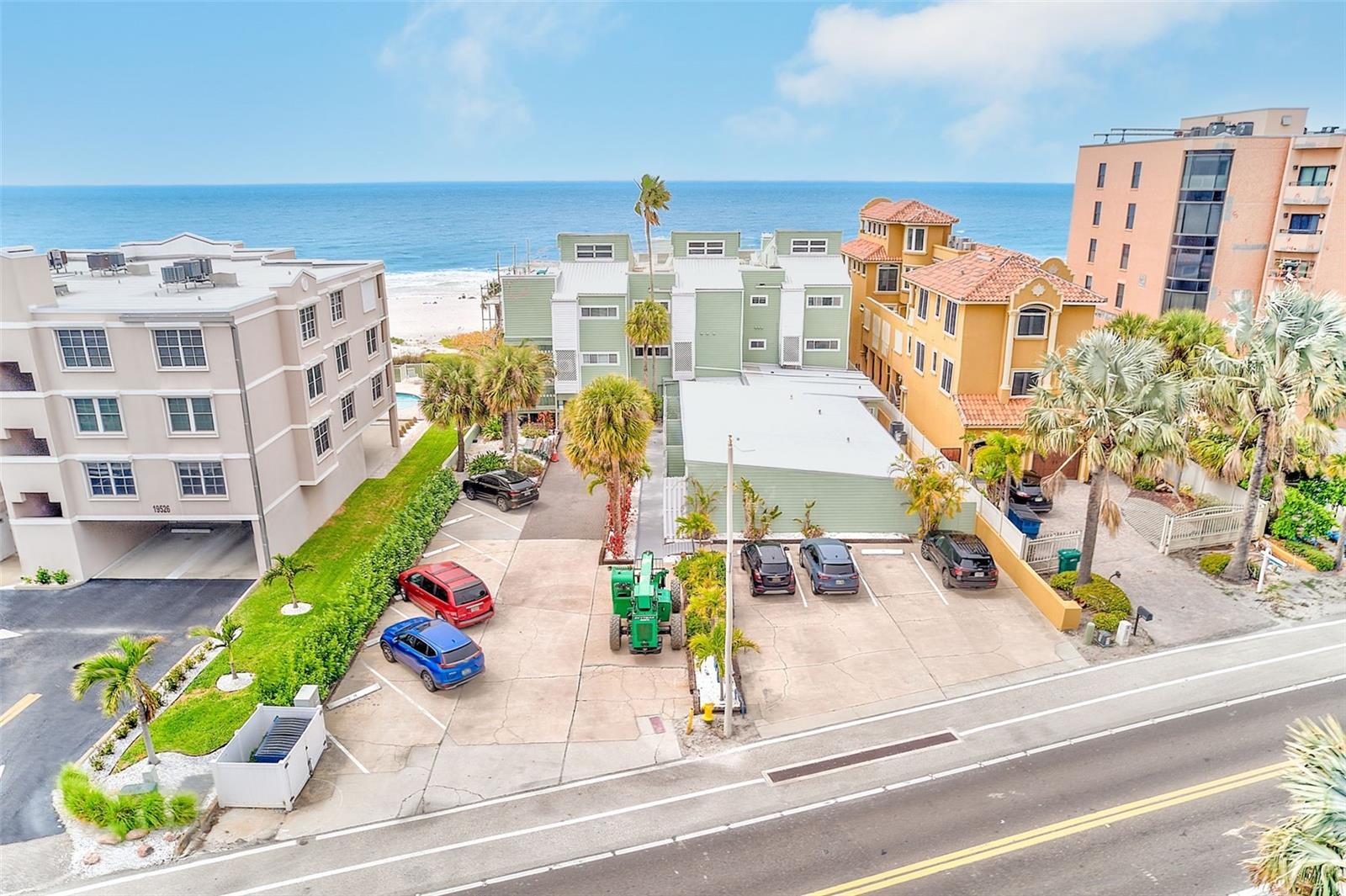 SUNPLACE CONDO - Residential