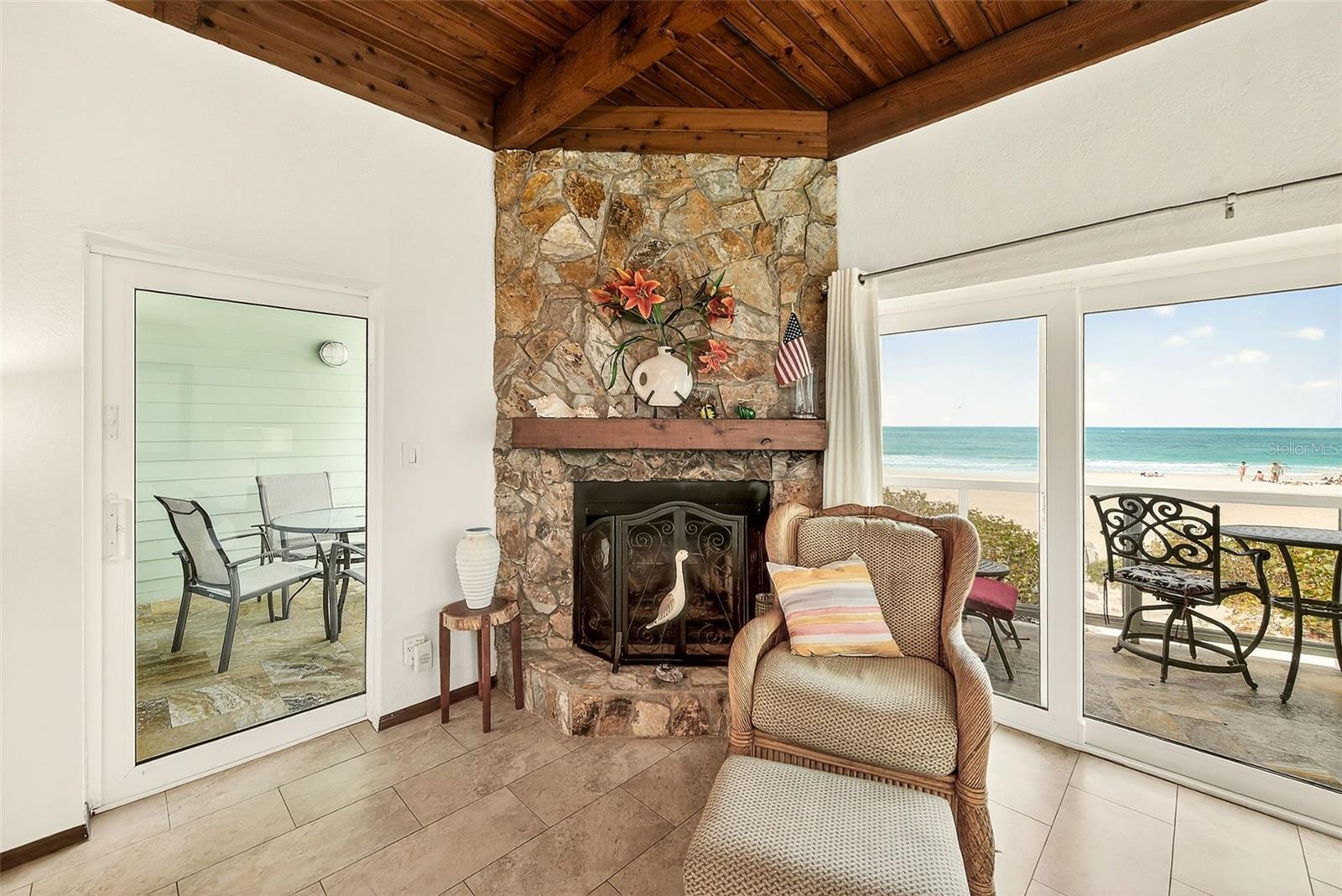 SUNPLACE CONDO - Residential