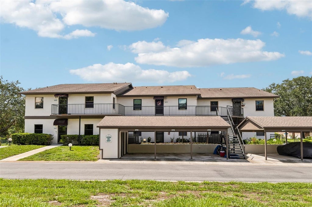 Photo of 6413 River Lodge Lane, Weeki Wachee, FL 34607 (MLS # W7889386)