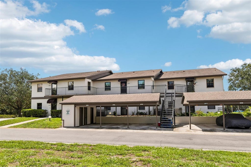Photo of 6413 River Lodge Lane, Weeki Wachee, FL 34607 (MLS # W7889386)