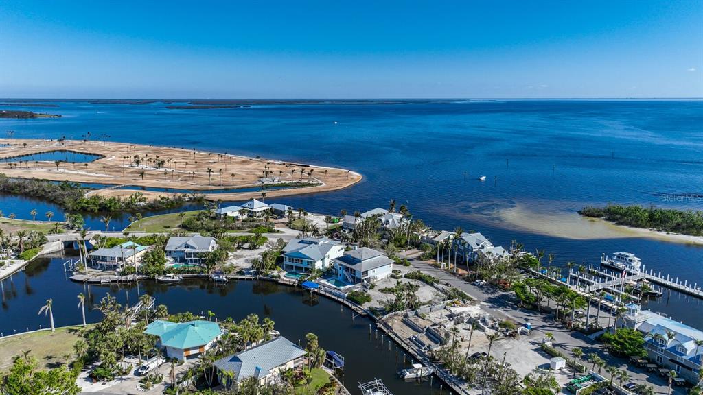 HARBOR DRIVE WATERWAYS - Residential