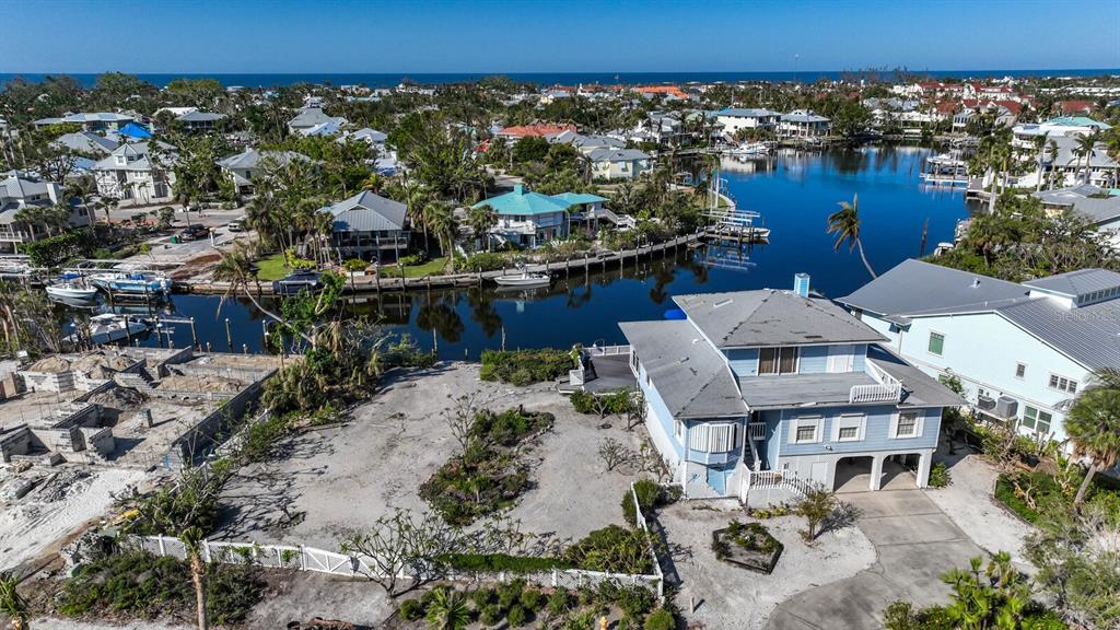 HARBOR DRIVE WATERWAYS - Residential