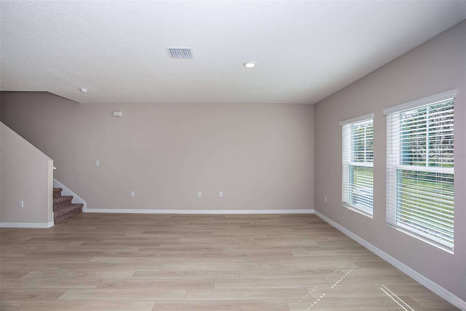 TWO RIVERS - Residential