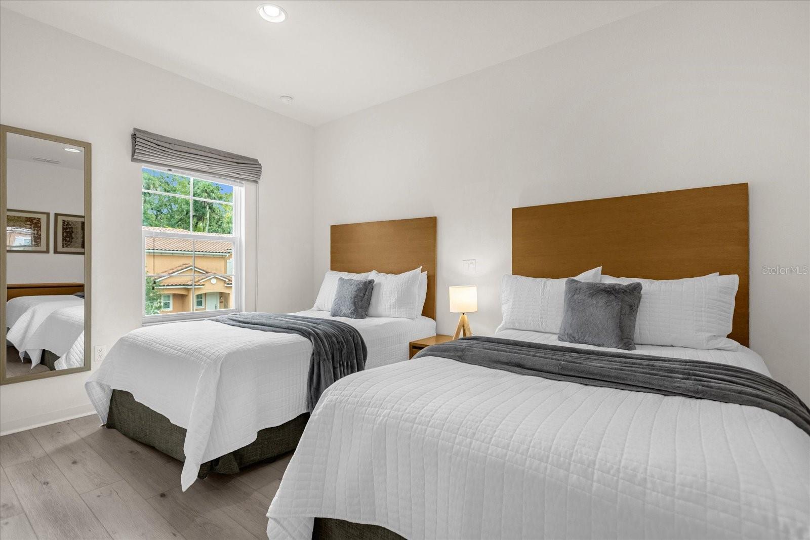 REGAL OAKS AT OLD TOWN - Residential