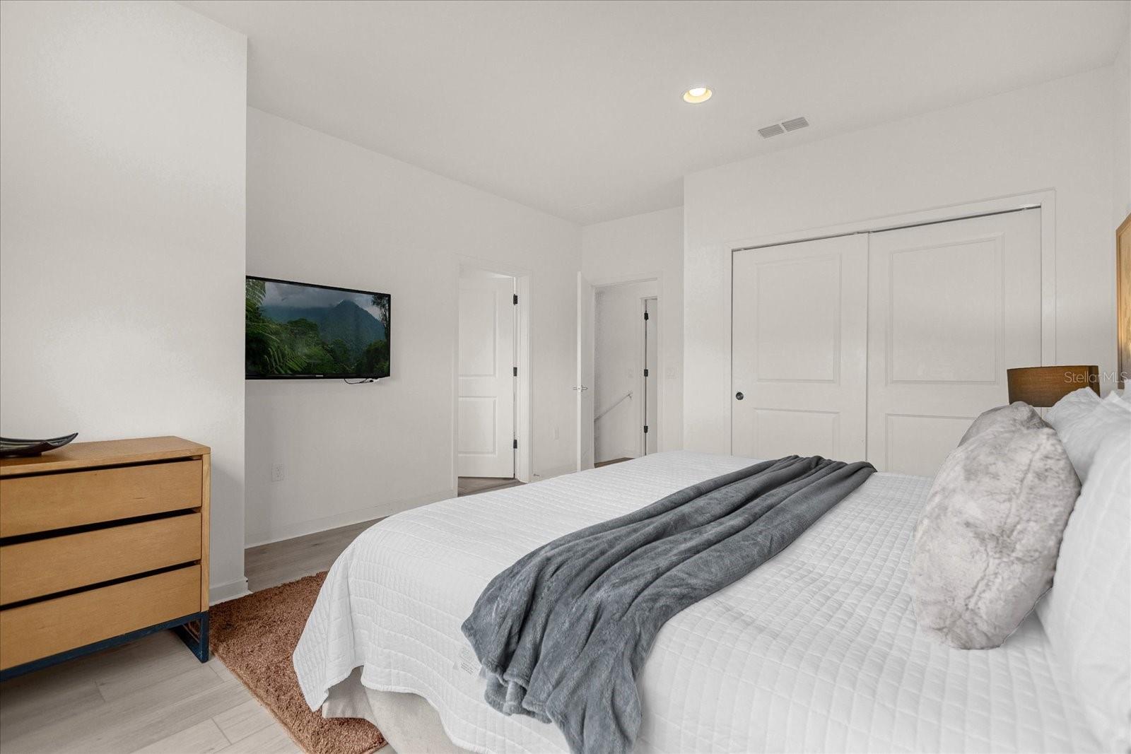 REGAL OAKS AT OLD TOWN - Residential