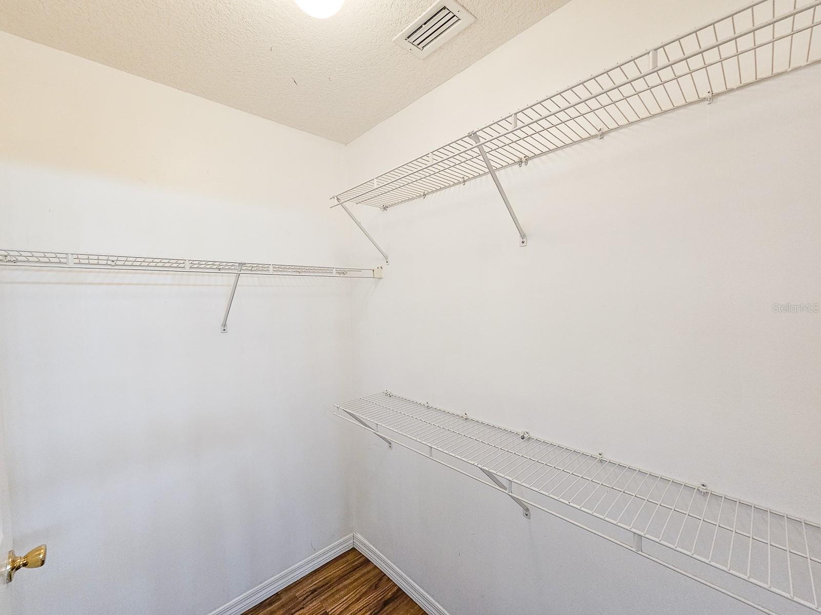 ARIWOOD - Residential