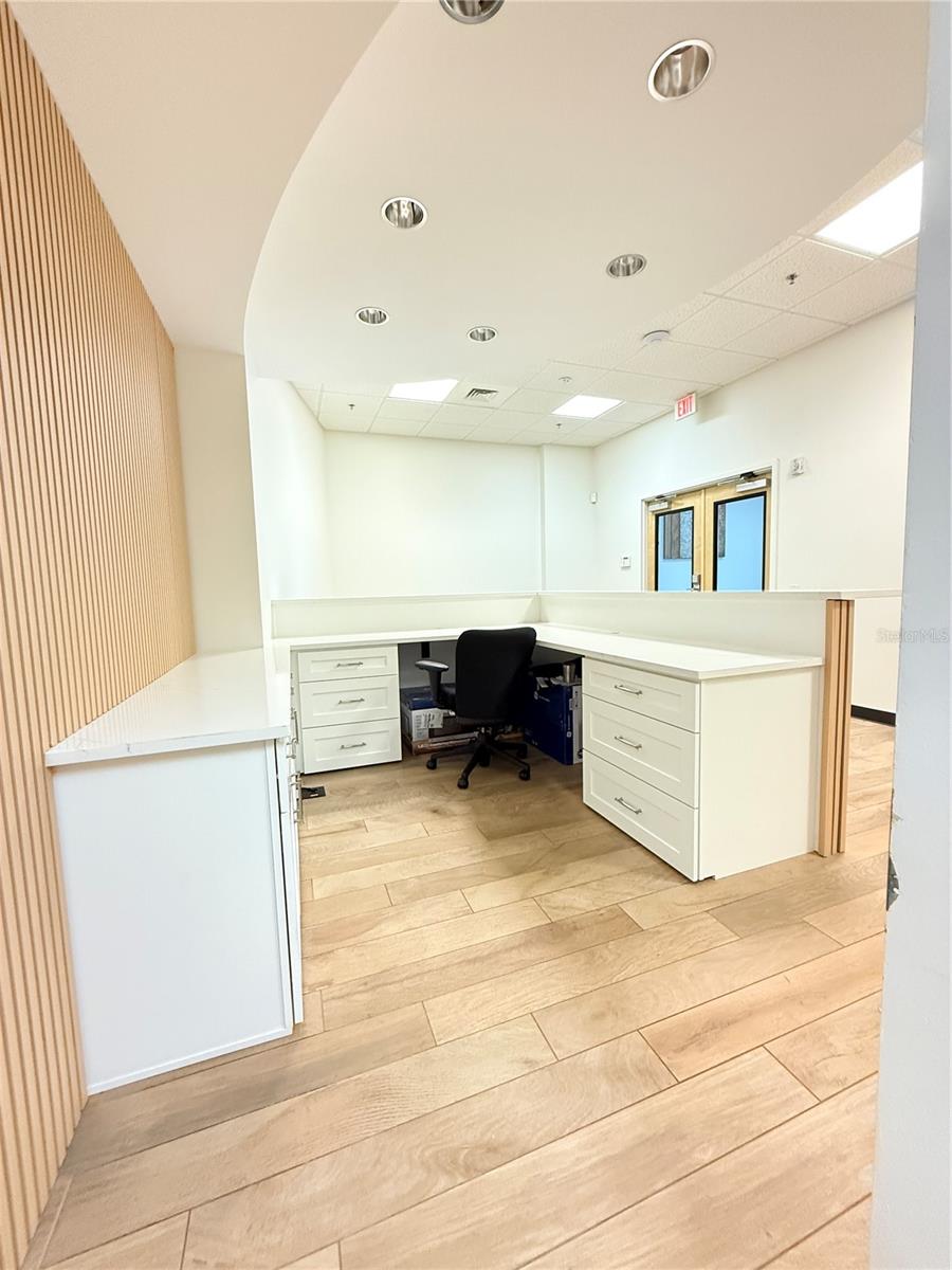 LAUREL STREET COMMERCE CENTER - Commercial Sale