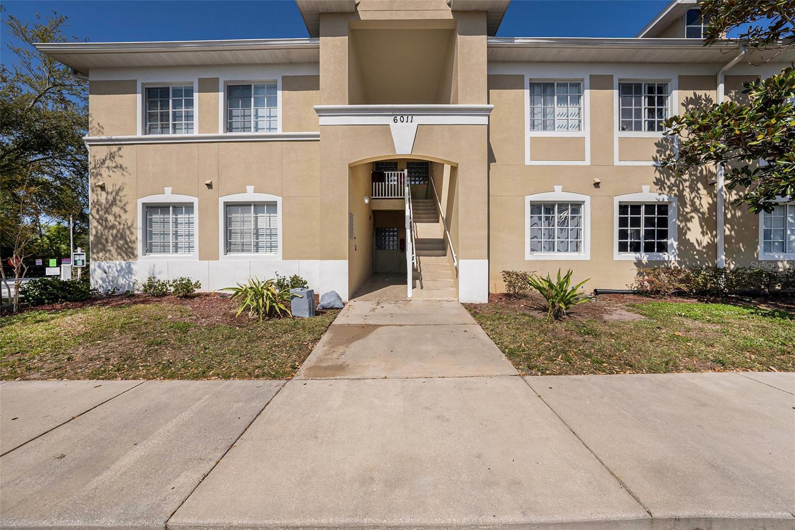 6011 SKYDALE WAY 101