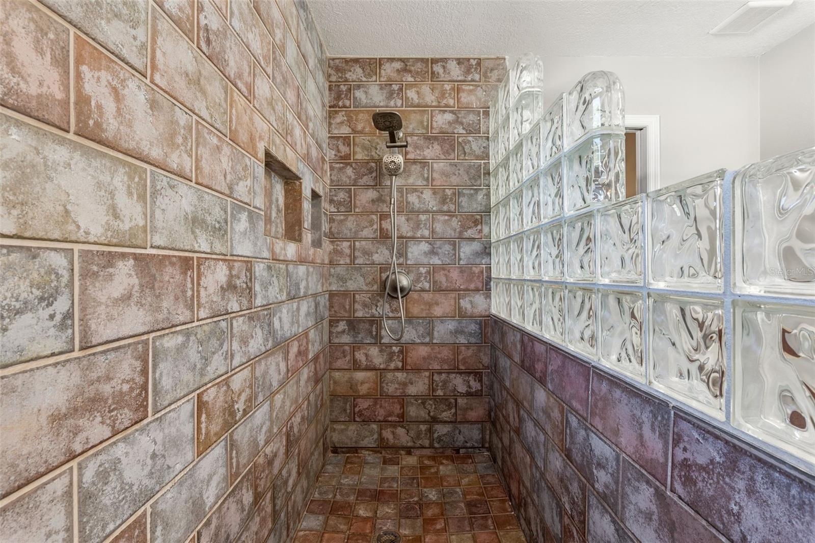 DELTONA LAKES UN 51 - Residential