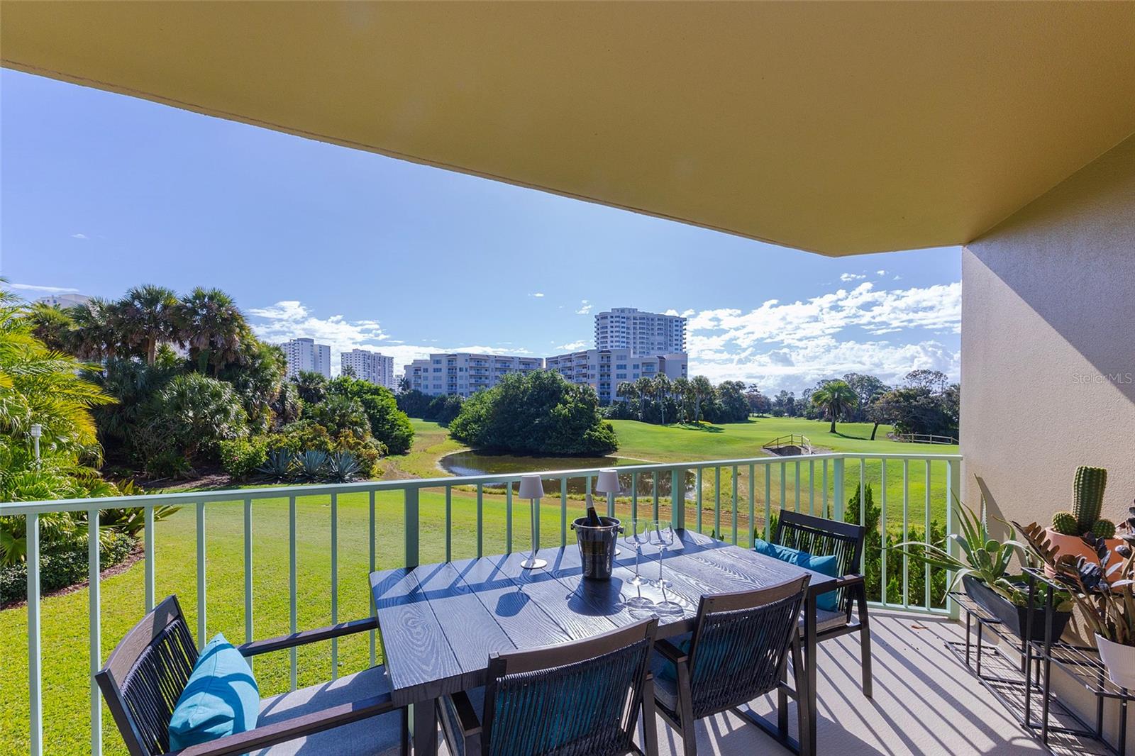 OCEANS CLOVERLEAF NORTH - Residential