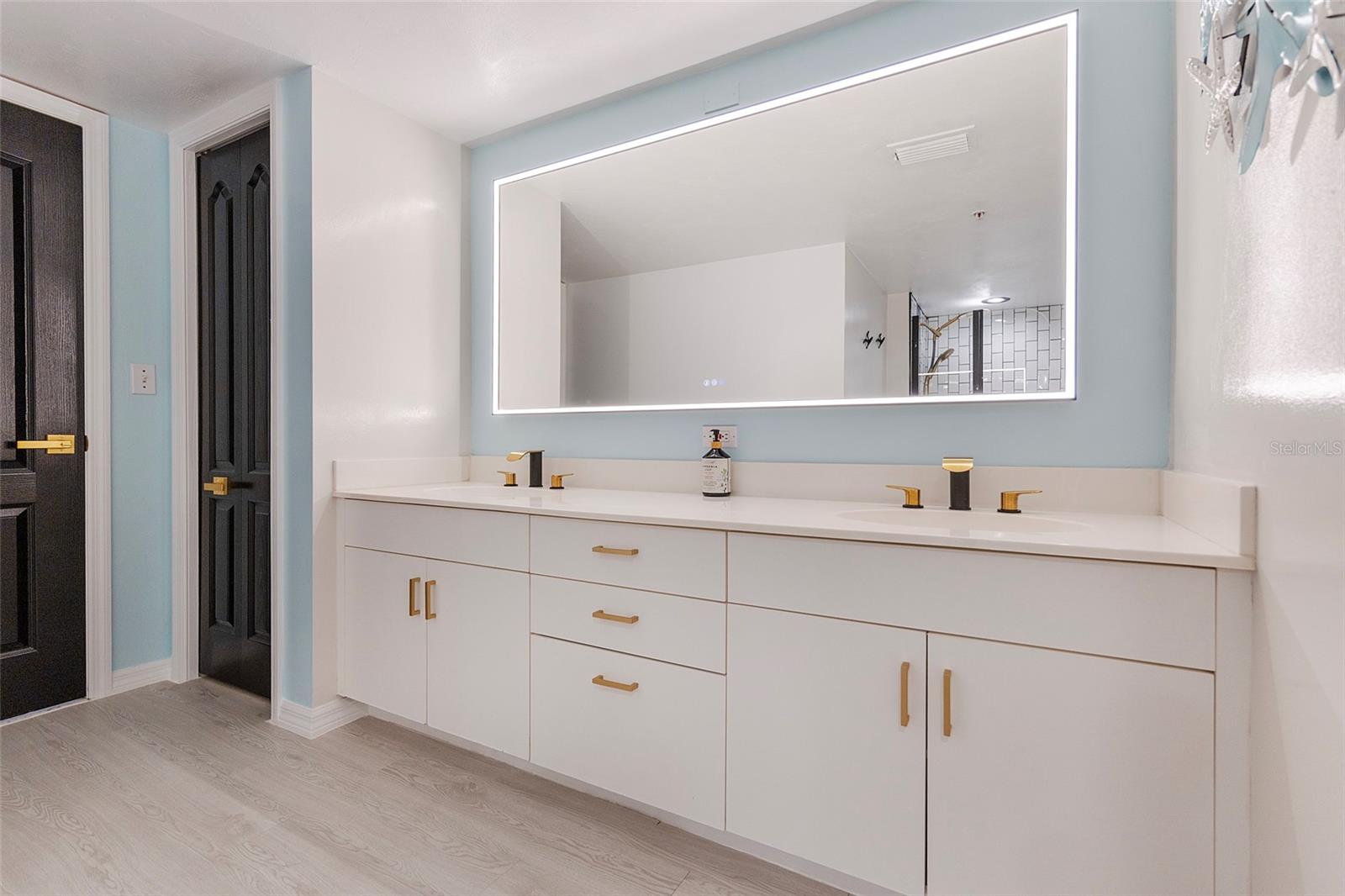 OCEANS CLOVERLEAF NORTH - Residential