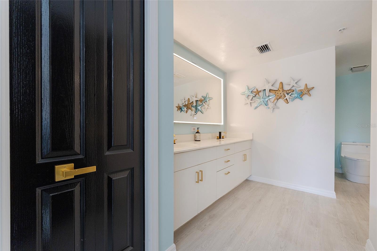 OCEANS CLOVERLEAF NORTH - Residential