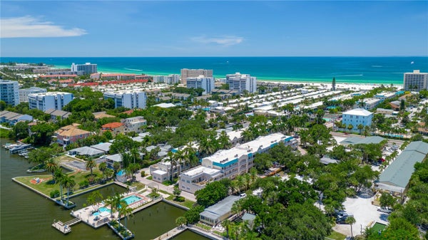 5963 MIDNIGHT PASS RD # 332, SARASOTA, FL 34242 - Image efceb01afd1d48eecdf2590f740647f2/3960547252