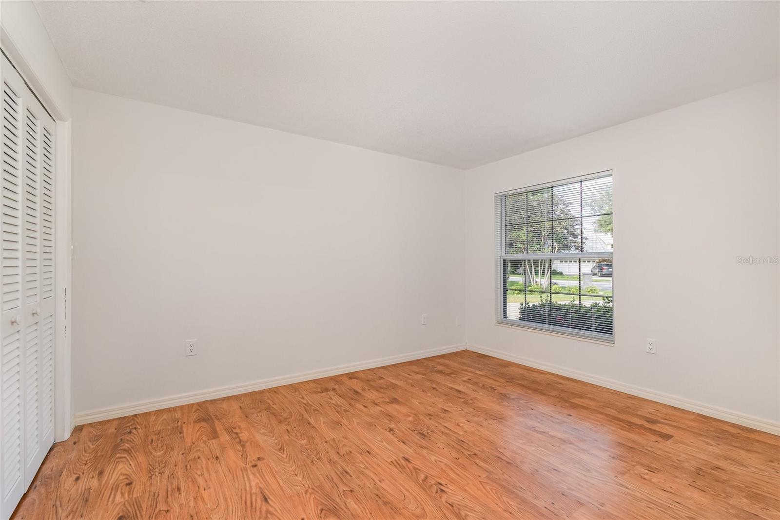 HILLTOP MANOR - Residential