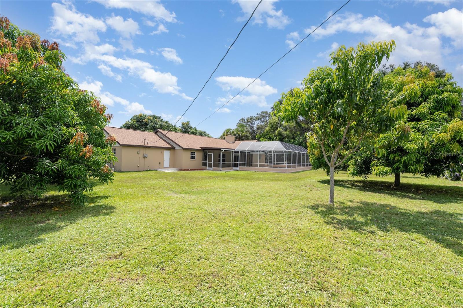 HILLTOP MANOR - Residential