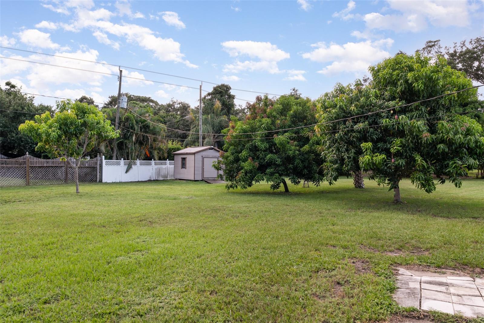 HILLTOP MANOR - Residential