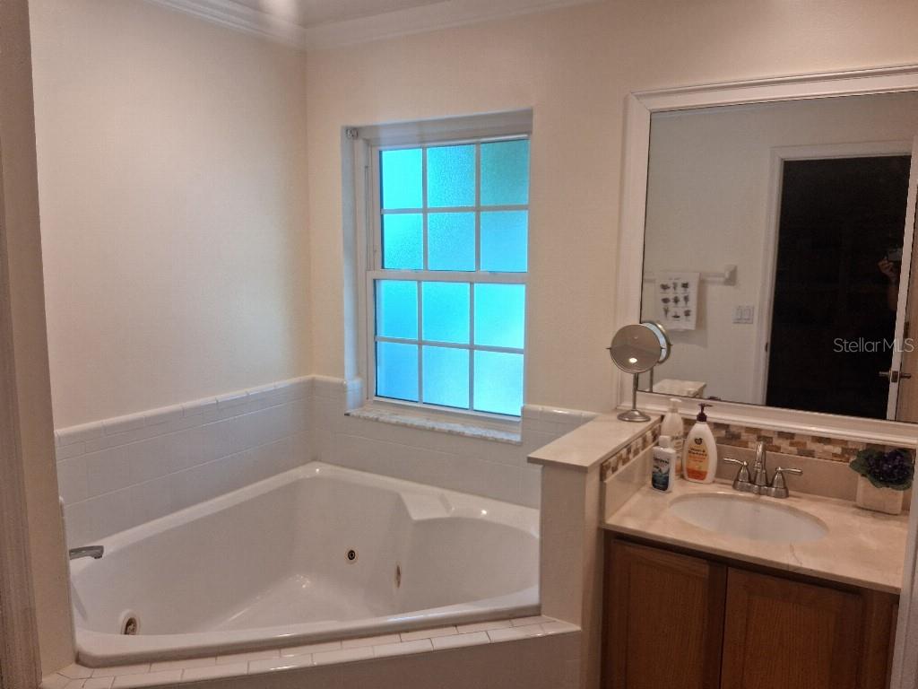 WOODS AT KINGS CREST THE PH 1 - Residential