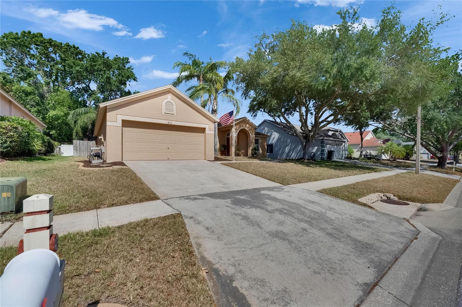 812 AMETHYST WAY