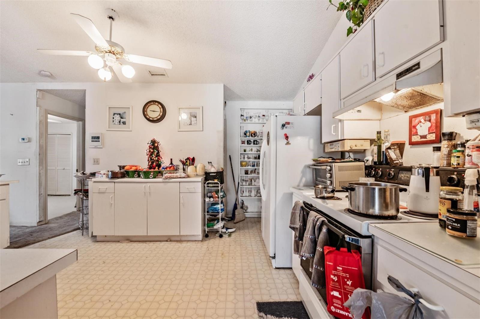 PASCO PINES - Residential