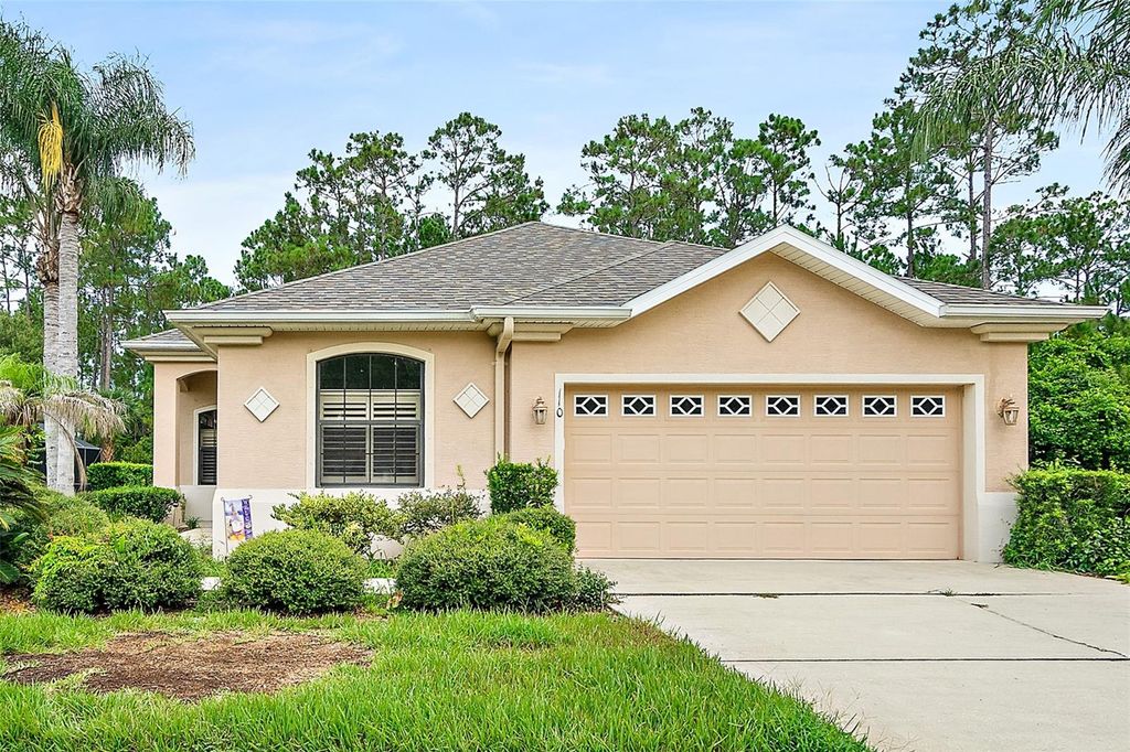 Photo of 110 S Hummingbird Place, Palm Coast, FL 32164 (MLS # FC320089)