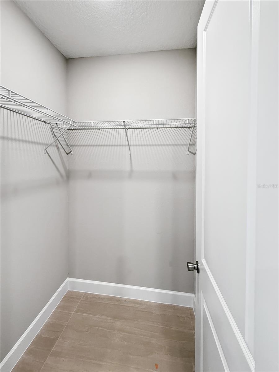 ROSELAND PARK - Residential