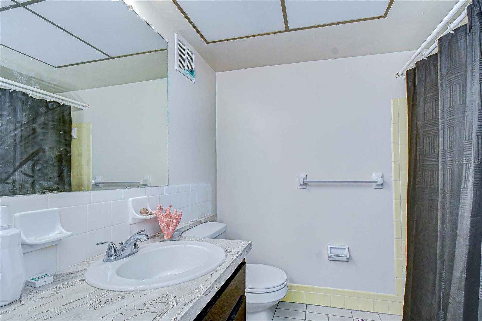 DISSTON ARMS APTS CONDO - Residential