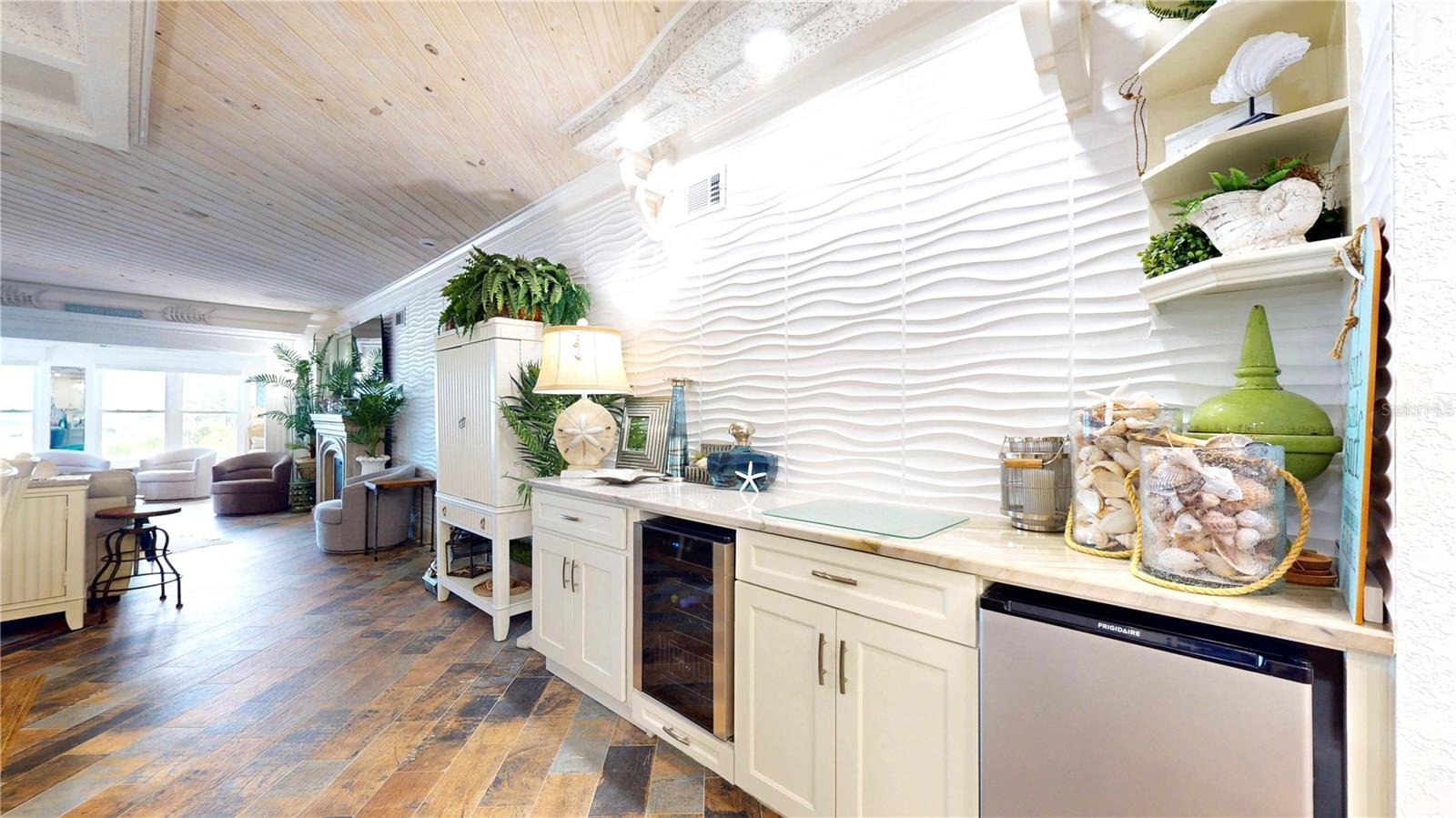 BEAU MONDE CONDO - Residential Lease