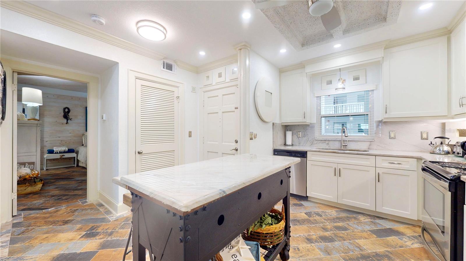 BEAU MONDE CONDO - Residential Lease
