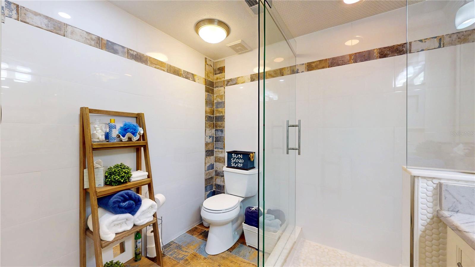BEAU MONDE CONDO - Residential Lease