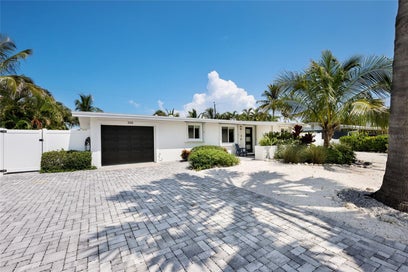 306 66TH STREET HOLMES BEACH FL 34217