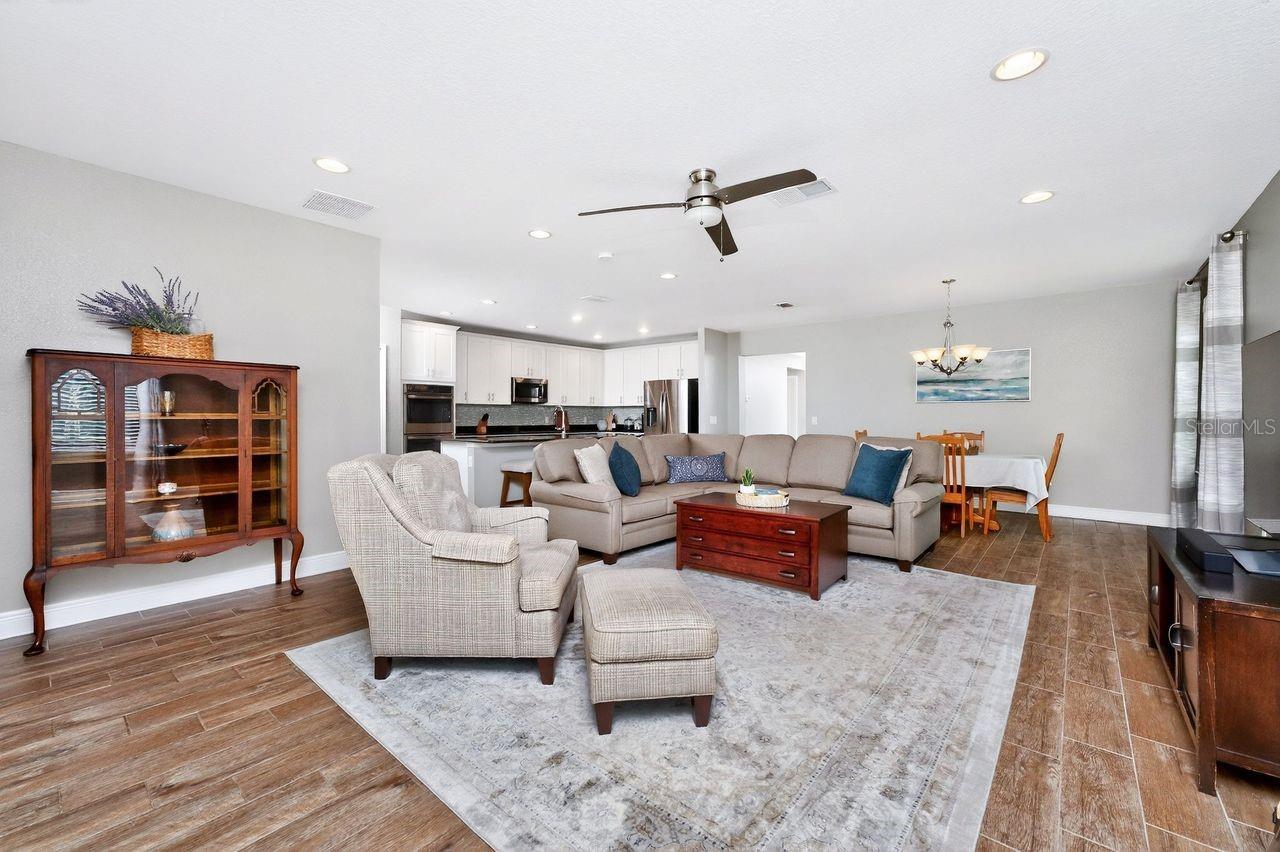 VILLA MILANO PH 3 - Residential