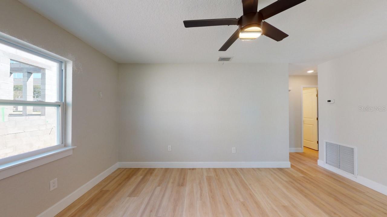 CASA MIA - Residential Income