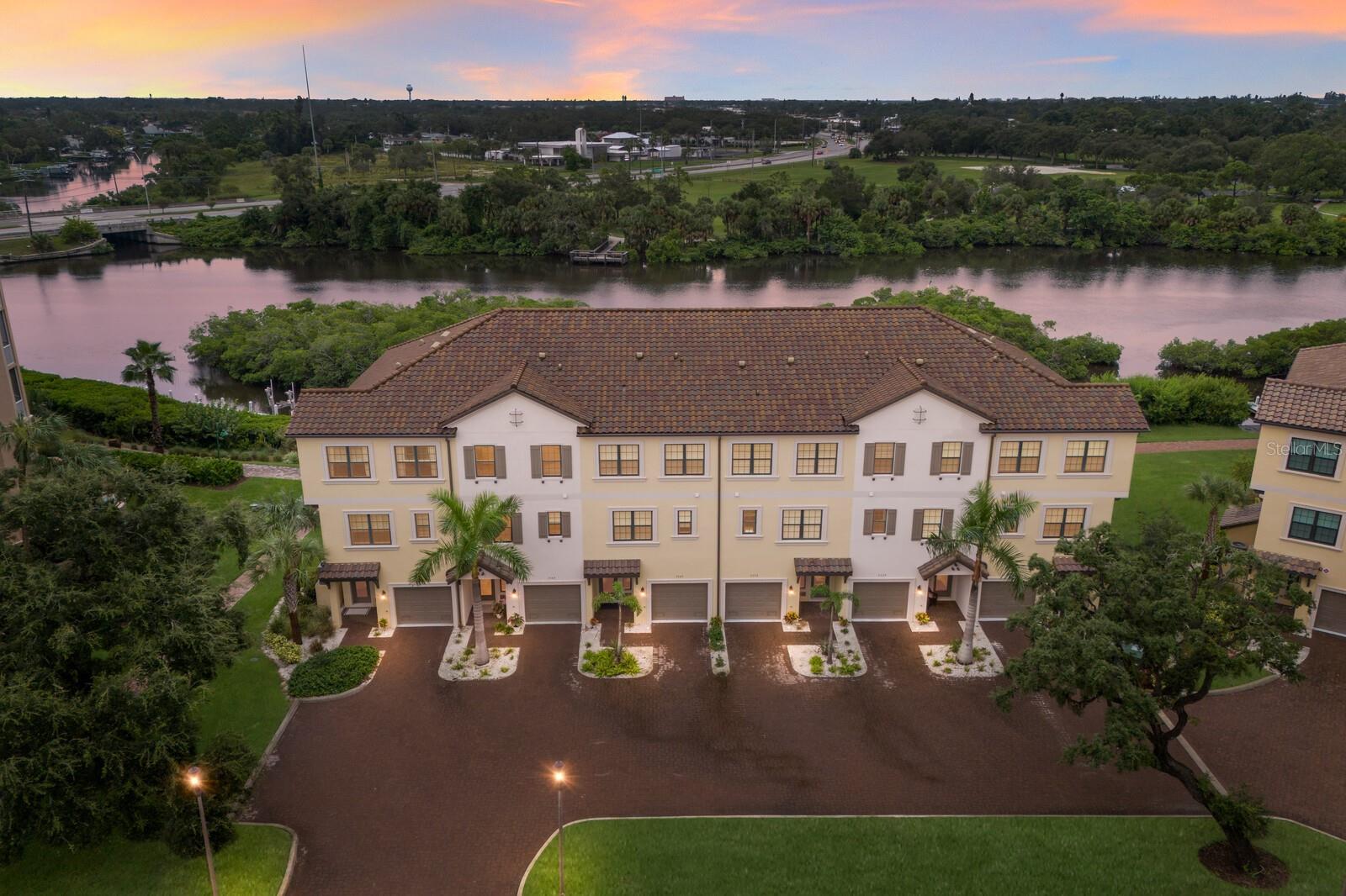 PHILLIPPI LANDINGS - Residential