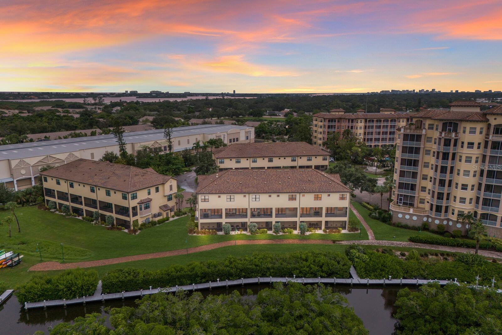 PHILLIPPI LANDINGS - Residential