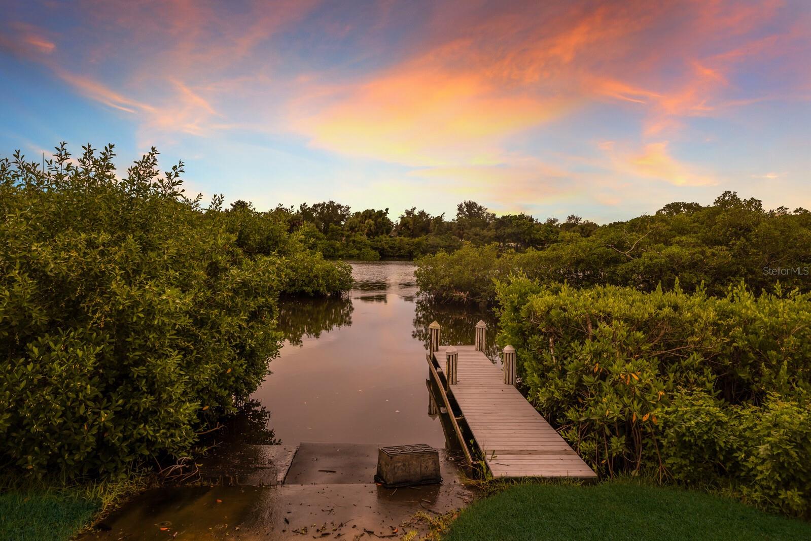 PHILLIPPI LANDINGS - Residential