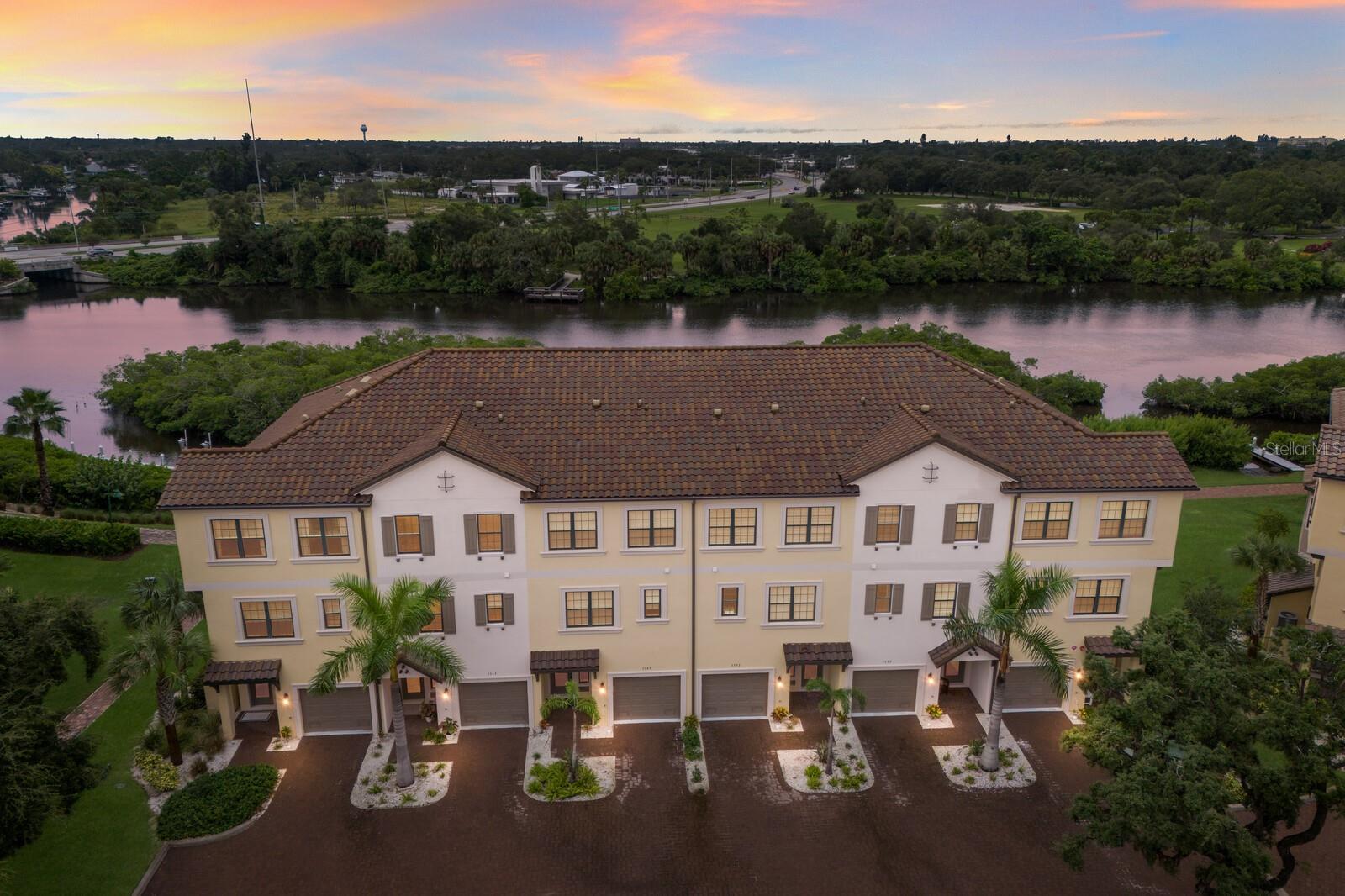 PHILLIPPI LANDINGS - Residential