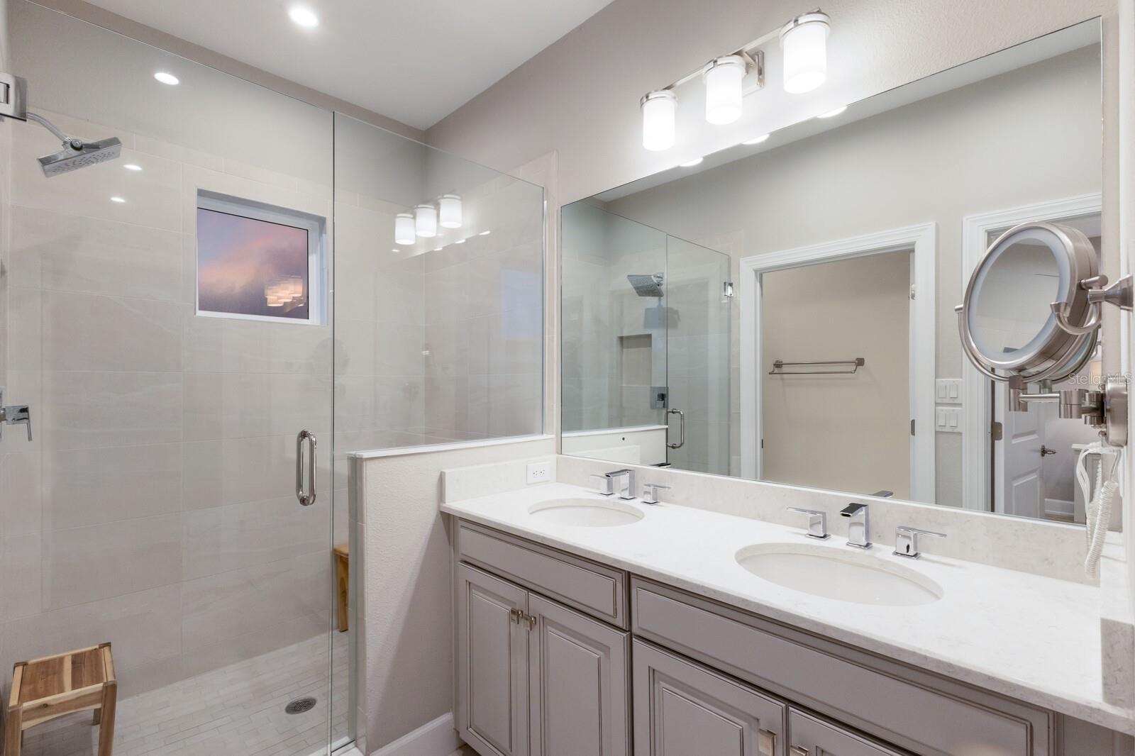 PHILLIPPI LANDINGS - Residential