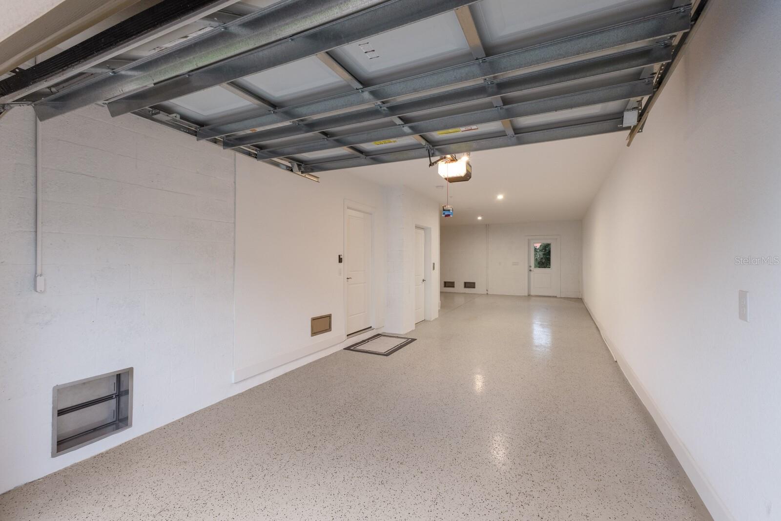 PHILLIPPI LANDINGS - Residential