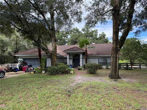 Photo of 9 Hialeah Drive, Ocala, FL 34482 (MLS # OM710369)