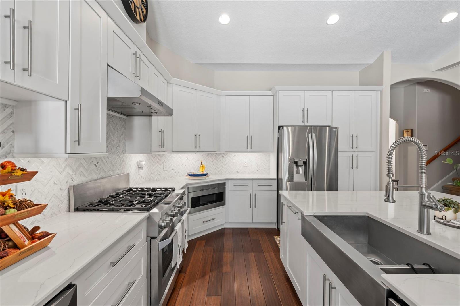 LAKE FOREST SEC 18 - Residential