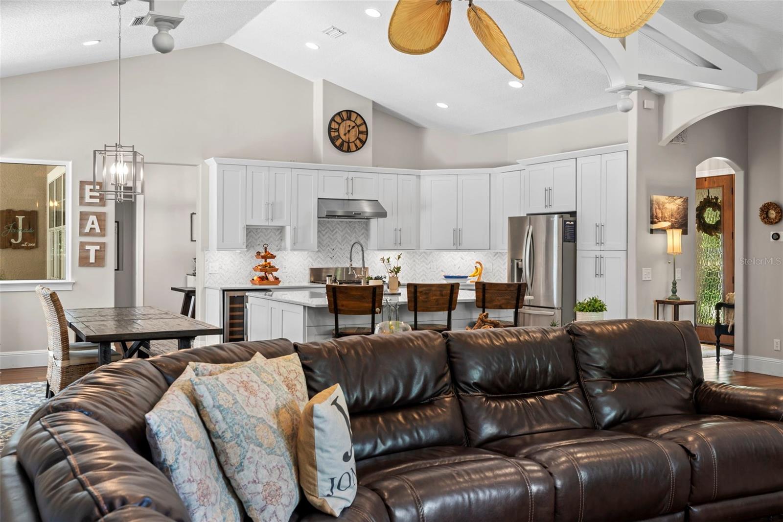 LAKE FOREST SEC 18 - Residential