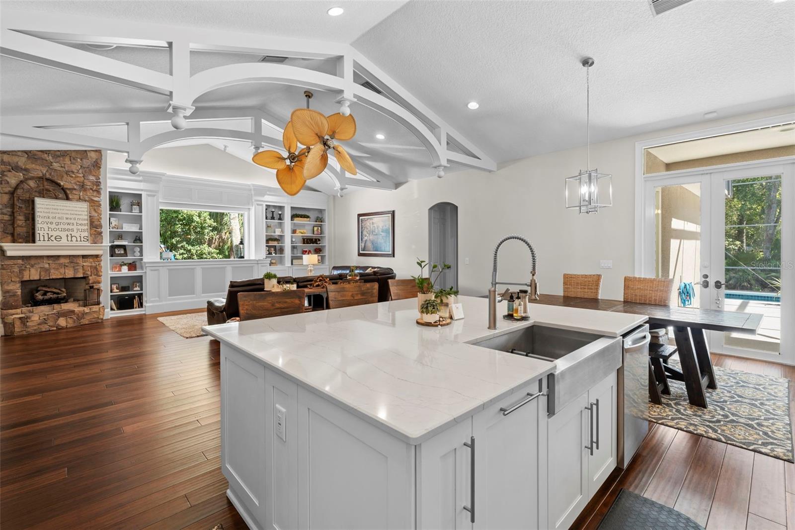 LAKE FOREST SEC 18 - Residential