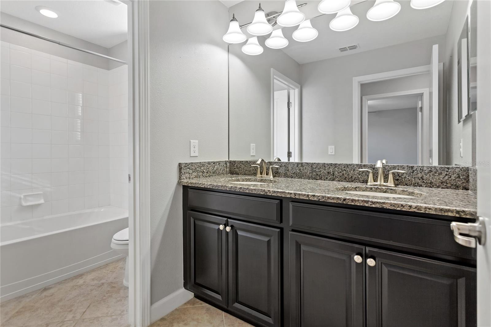 BEXLEY SOUTH PRCL 4 PH 1 - Residential Lease